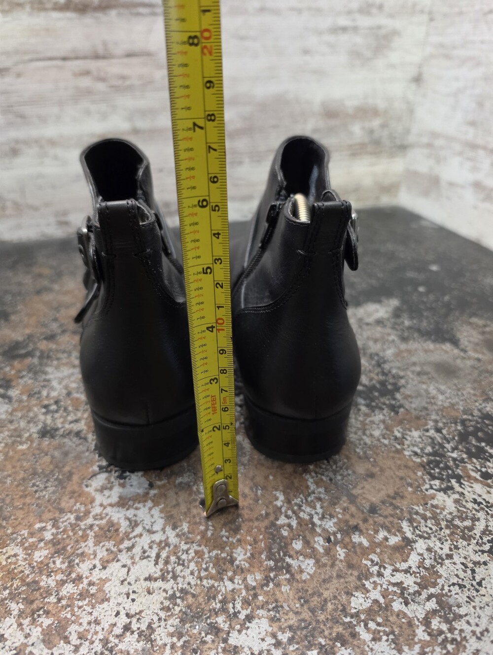 Womens Vionic Logan Boots Sz 9.5 W Wide Used VGC Black Leather - Picture 6 of 9